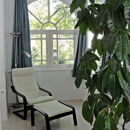 Ξενοδοχείο με διαμερίσματα Myhome Ruegen - Haus Arkona 3*