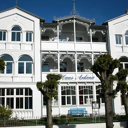 Myhome Ruegen - Haus Arkona Lägenhetshotell