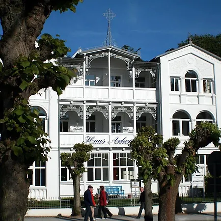 Myhome Ruegen - Haus Arkona Apart Otel