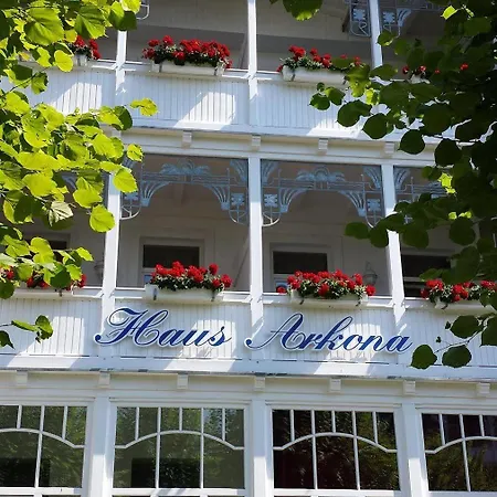 Myhome Ruegen - Haus Arkona Apart-hotel