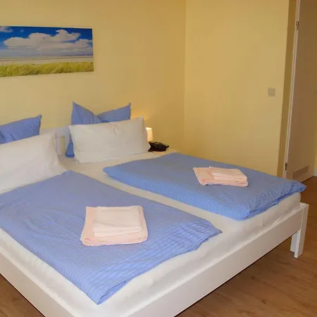 Myhome Ruegen - Haus Arkona Apart Otel 3*