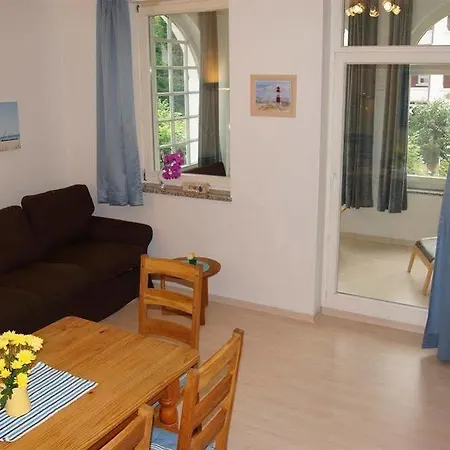 Ξενοδοχείο με διαμερίσματα Myhome Ruegen - Haus Arkona Sellin (Rugen)
