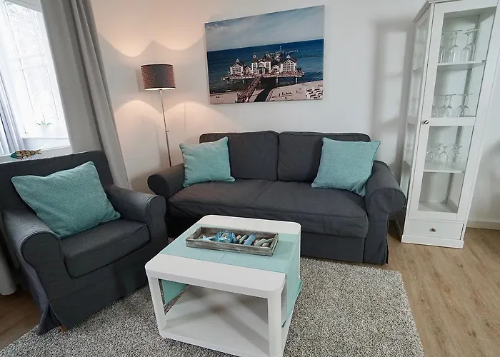 Myhome Ruegen - Haus Arkona アパートホテル ゼリン