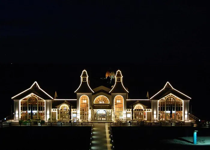 Myhome Ruegen - Haus Arkona アパートホテル